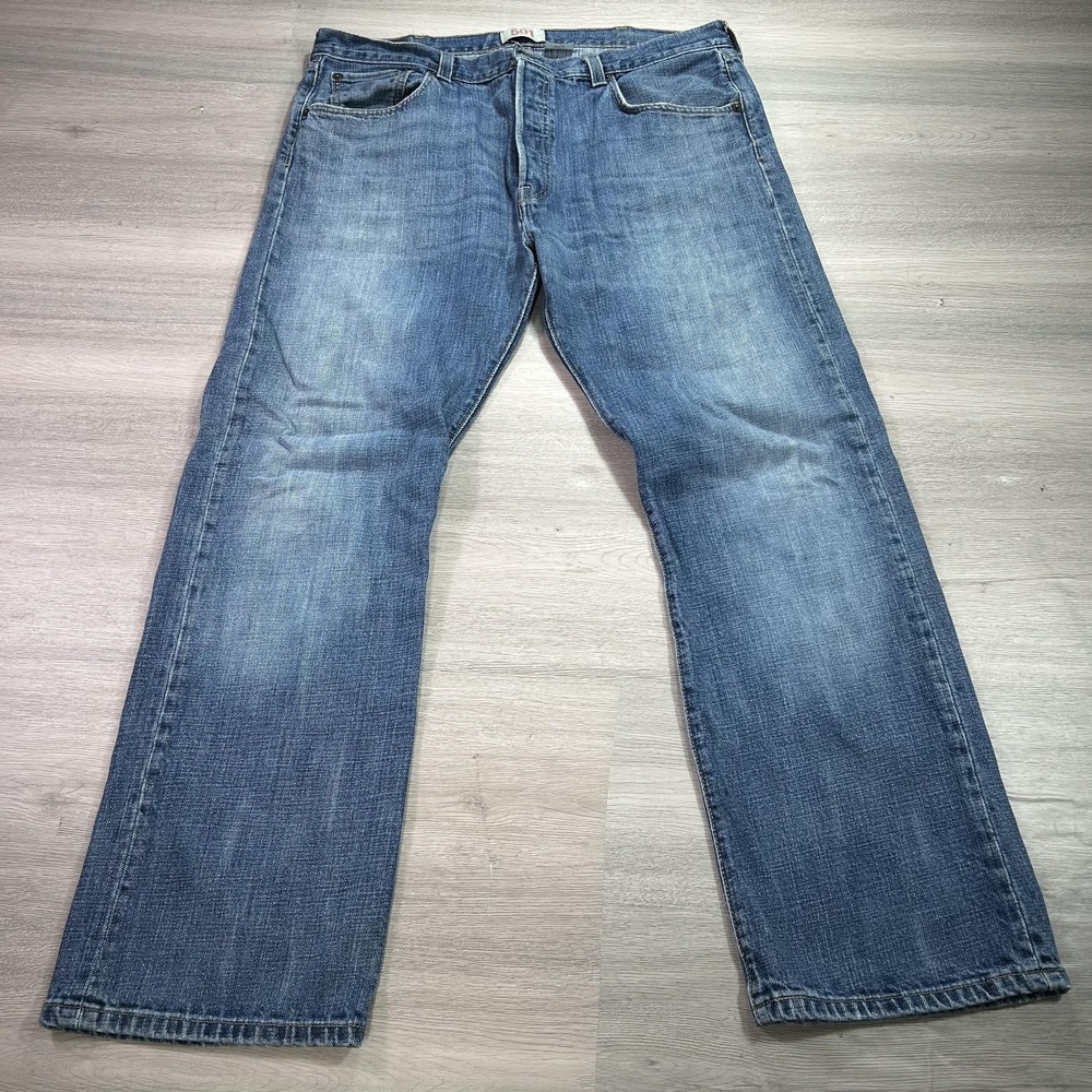 Levis 501 Jeans Mens 38x30 Blue Straight Leg Button Fly Denim Cotton Medium Wash